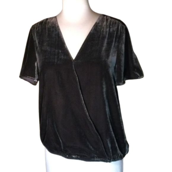 NWT Velvet Top. XL - Picture 1 of 5
